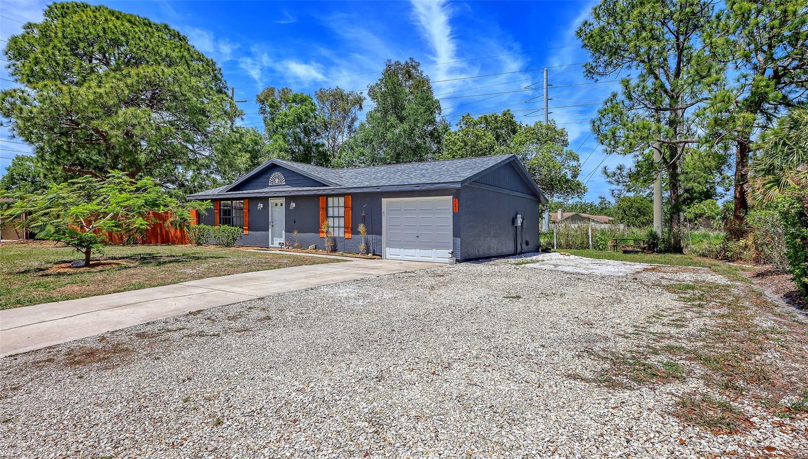 LOCKWOOD MEADOWS - Residential