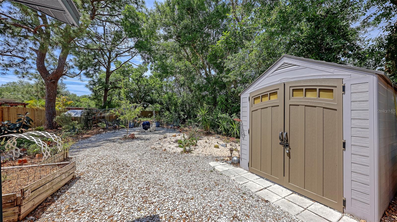 LOCKWOOD MEADOWS - Residential