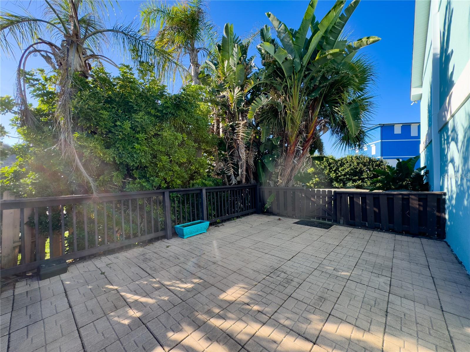 THE LIGHTHOUSE DUNES OF OAKRIDGE VILLAGE - Residential