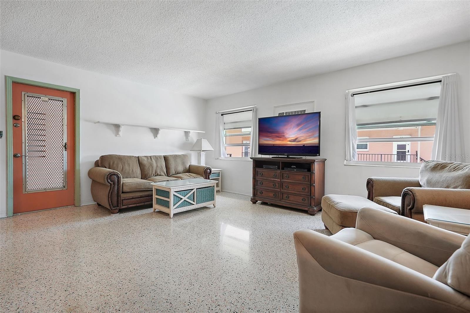 121 46TH AVENUE 2H