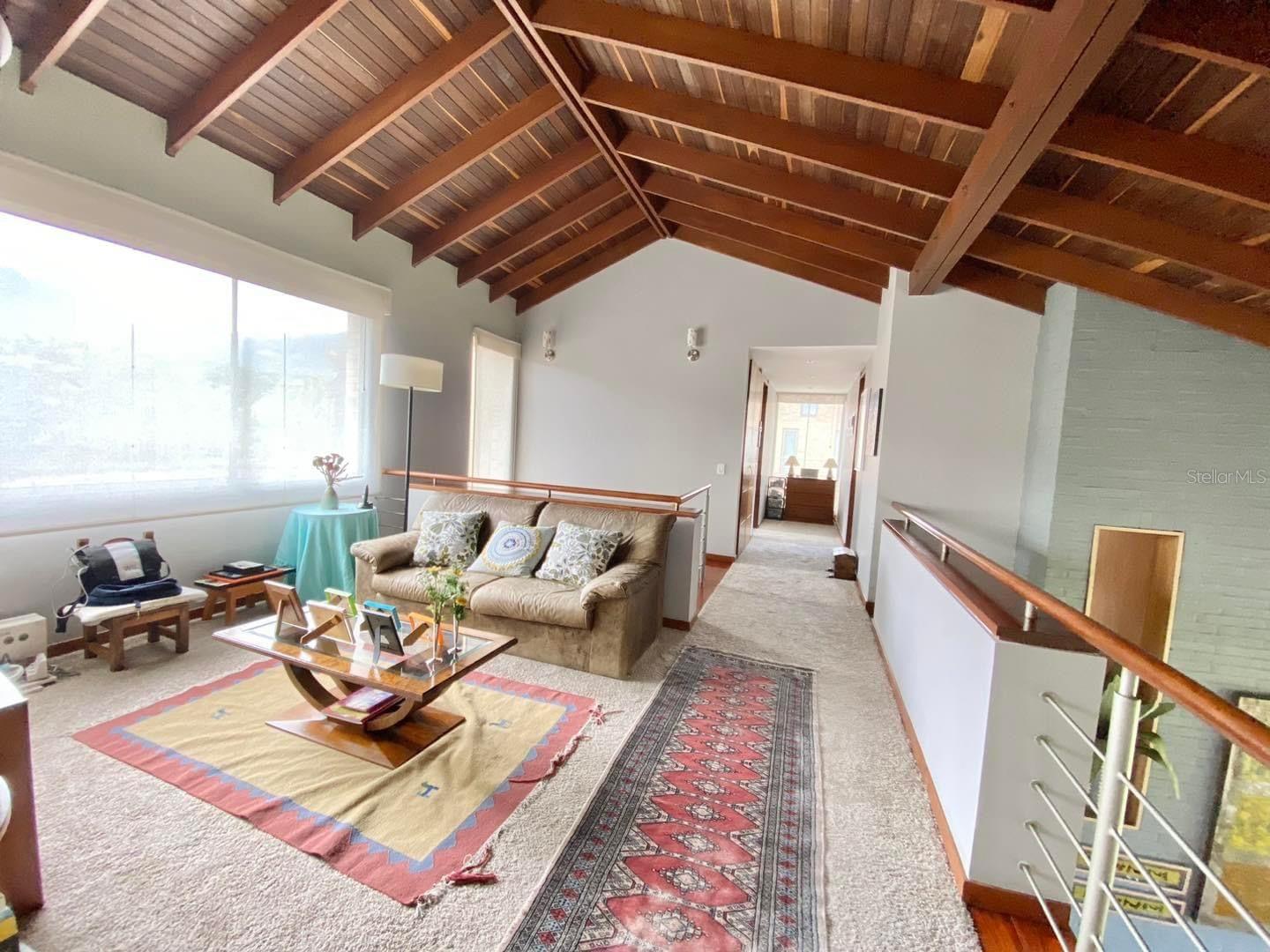 EL ALMENDRO RESIDENTIAL COMMUNITY (P.H.) - Residential