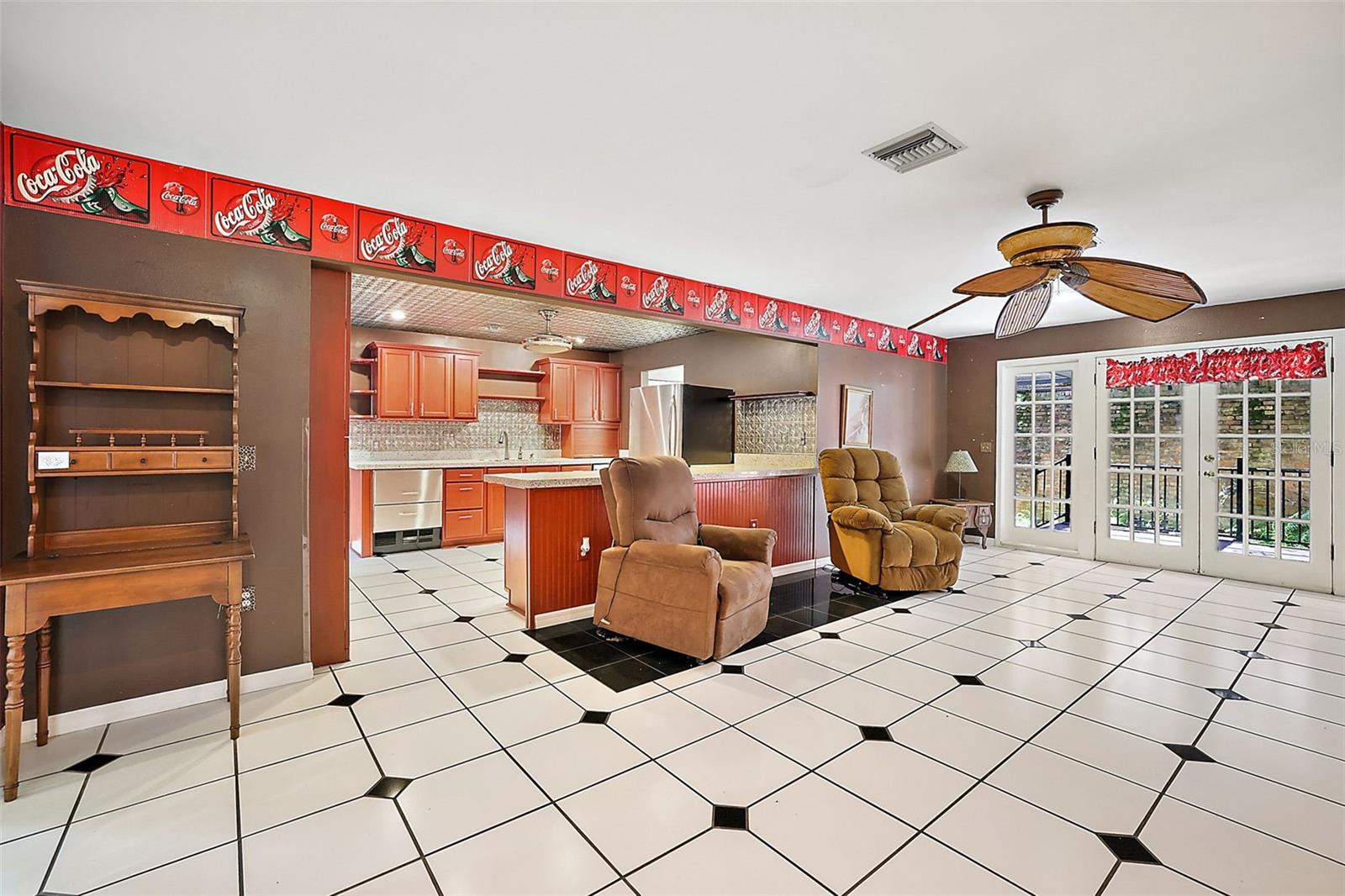 MOUNT DORA RESUB BLK 08 SEC 31 - Commercial Sale