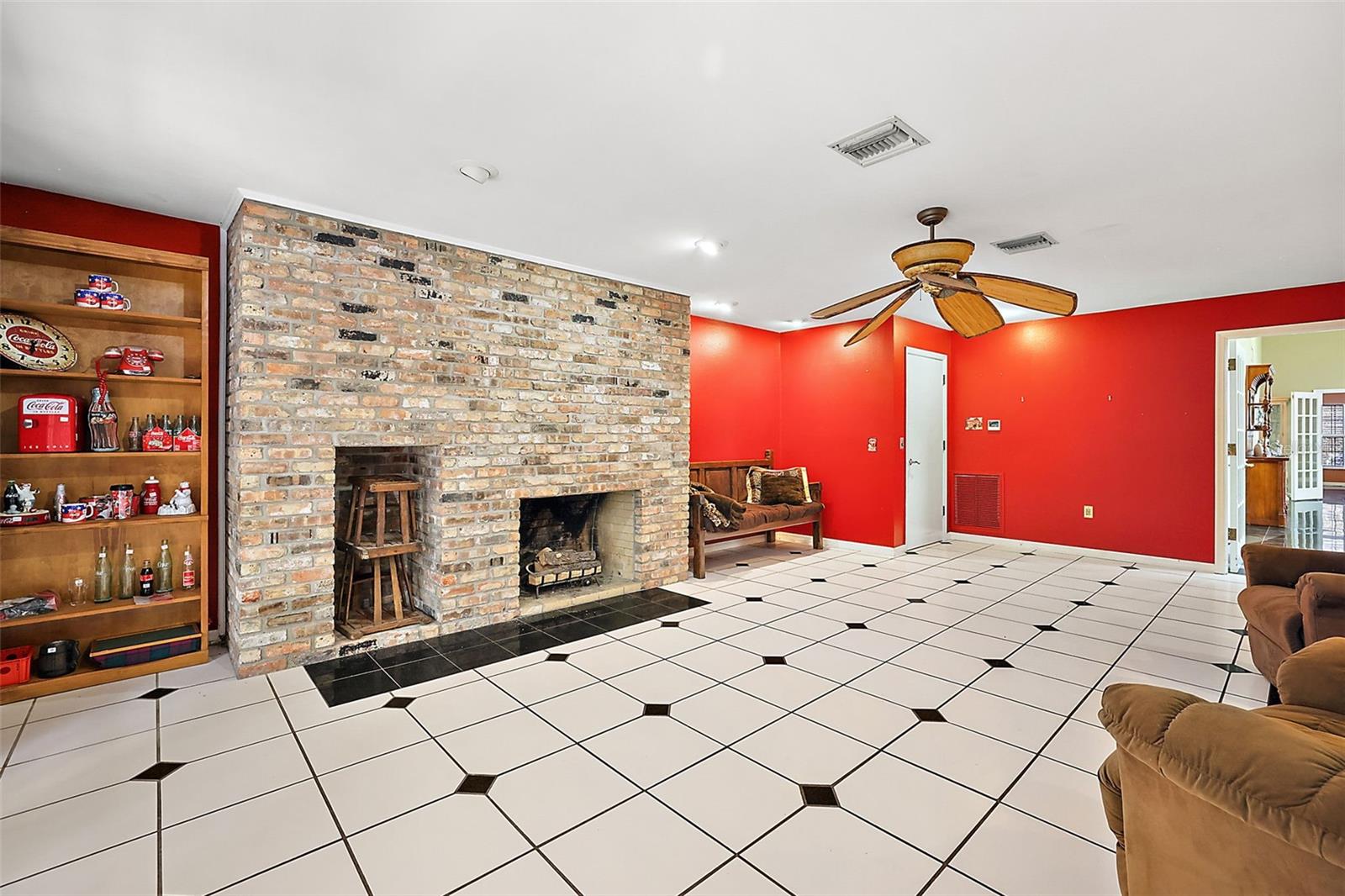 MOUNT DORA RESUB BLK 08 SEC 31 - Commercial Sale