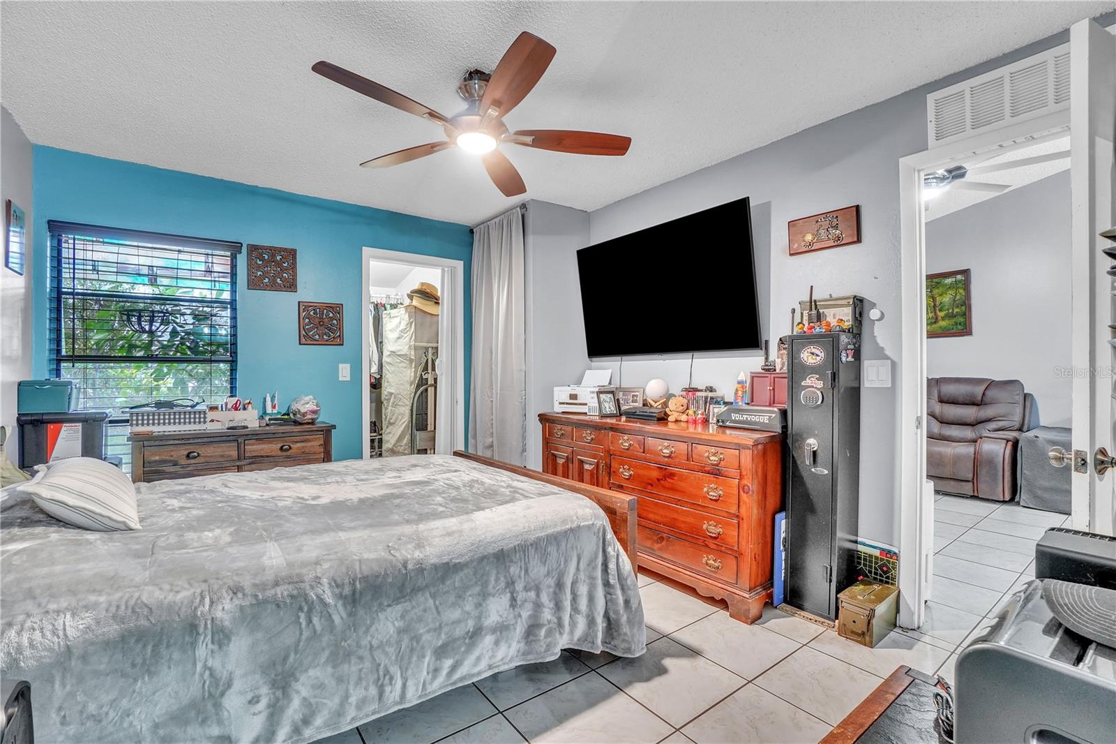 KING OAK VILLAS PH 1 - Residential