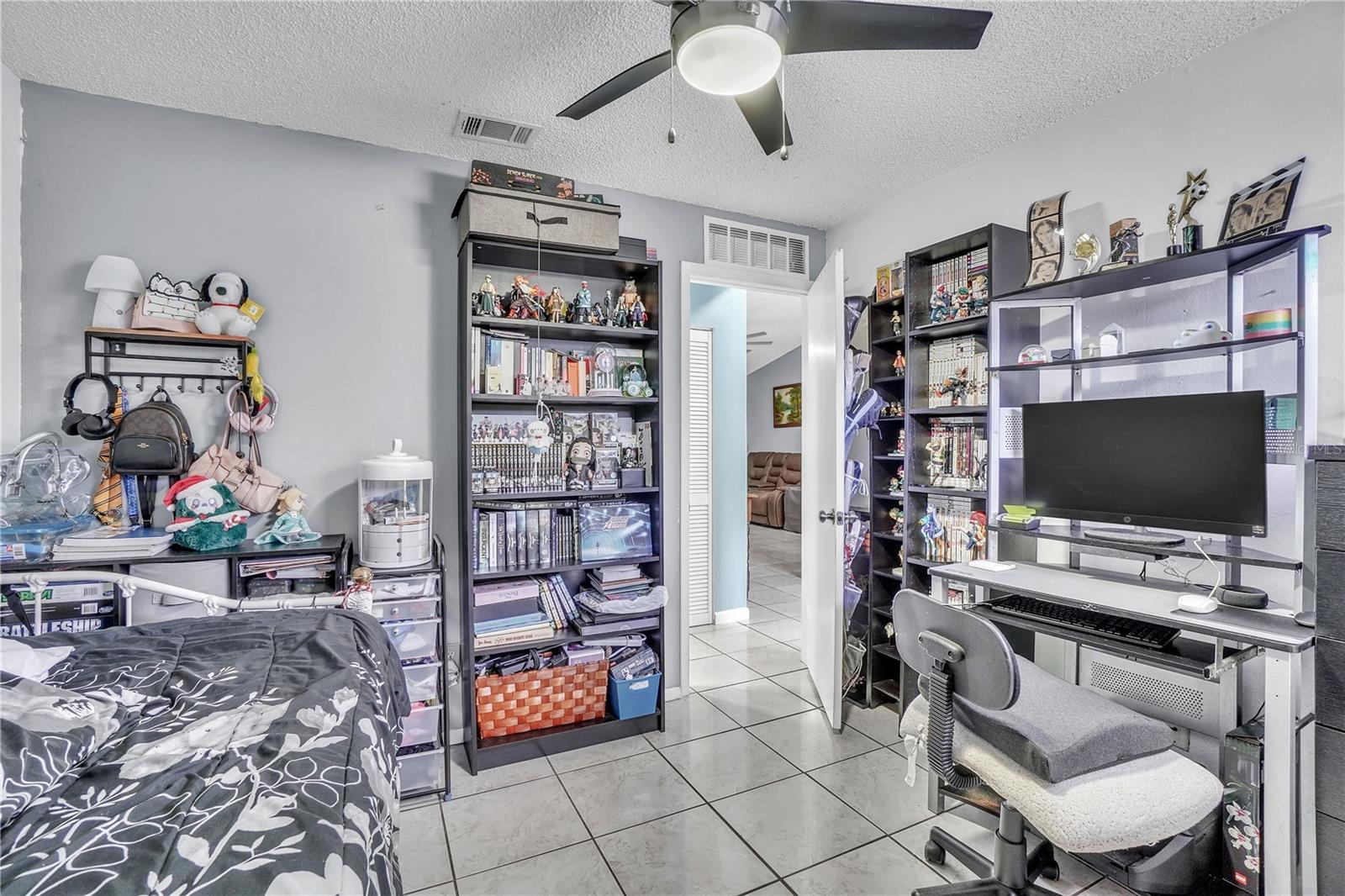 KING OAK VILLAS PH 1 - Residential