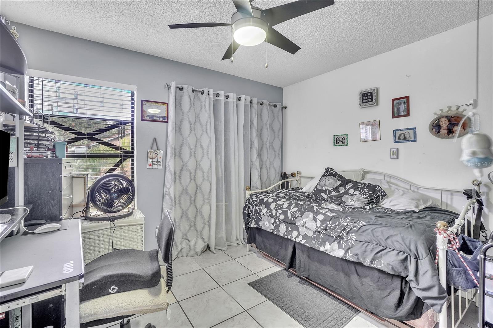 KING OAK VILLAS PH 1 - Residential