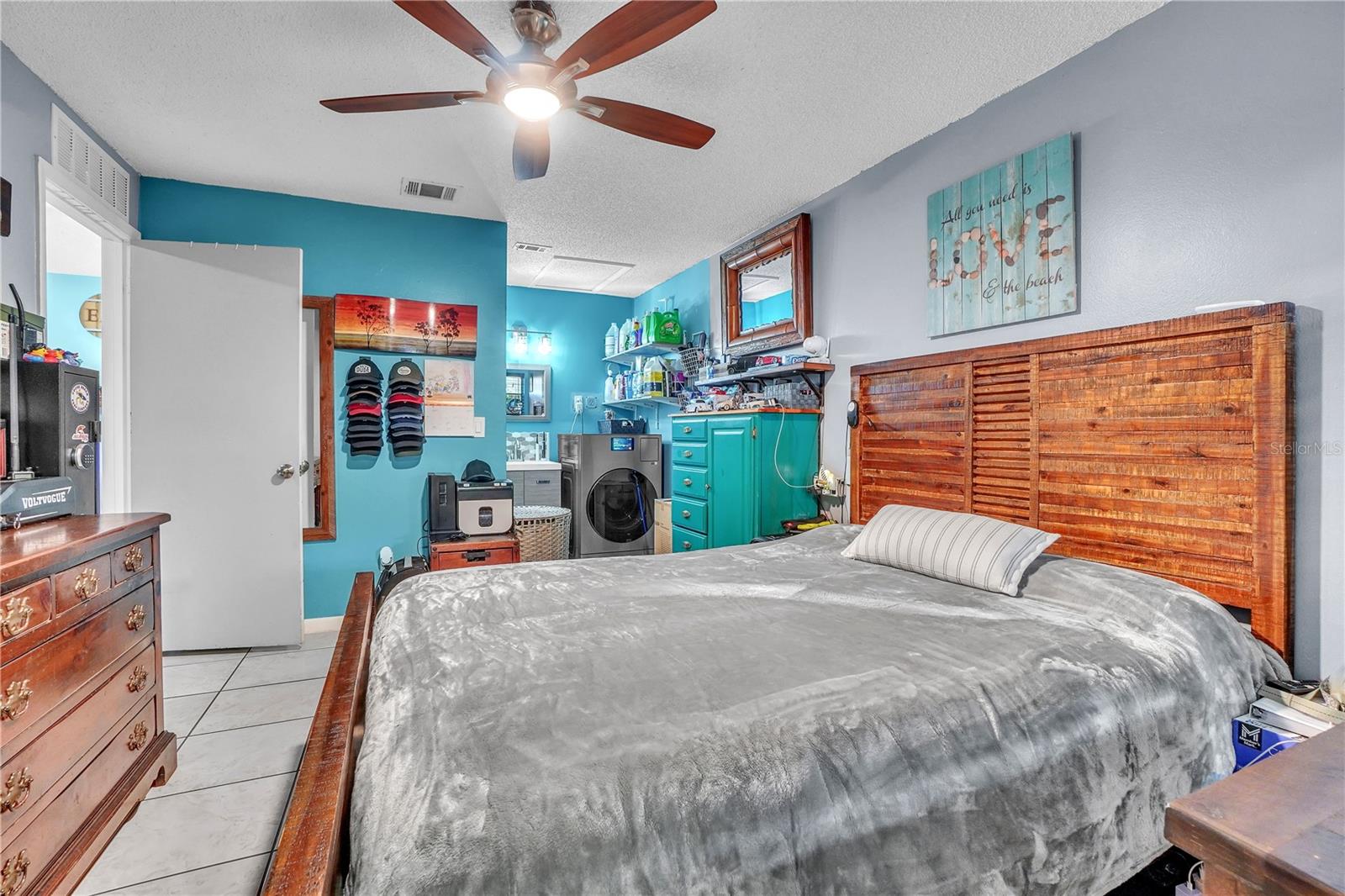 KING OAK VILLAS PH 1 - Residential