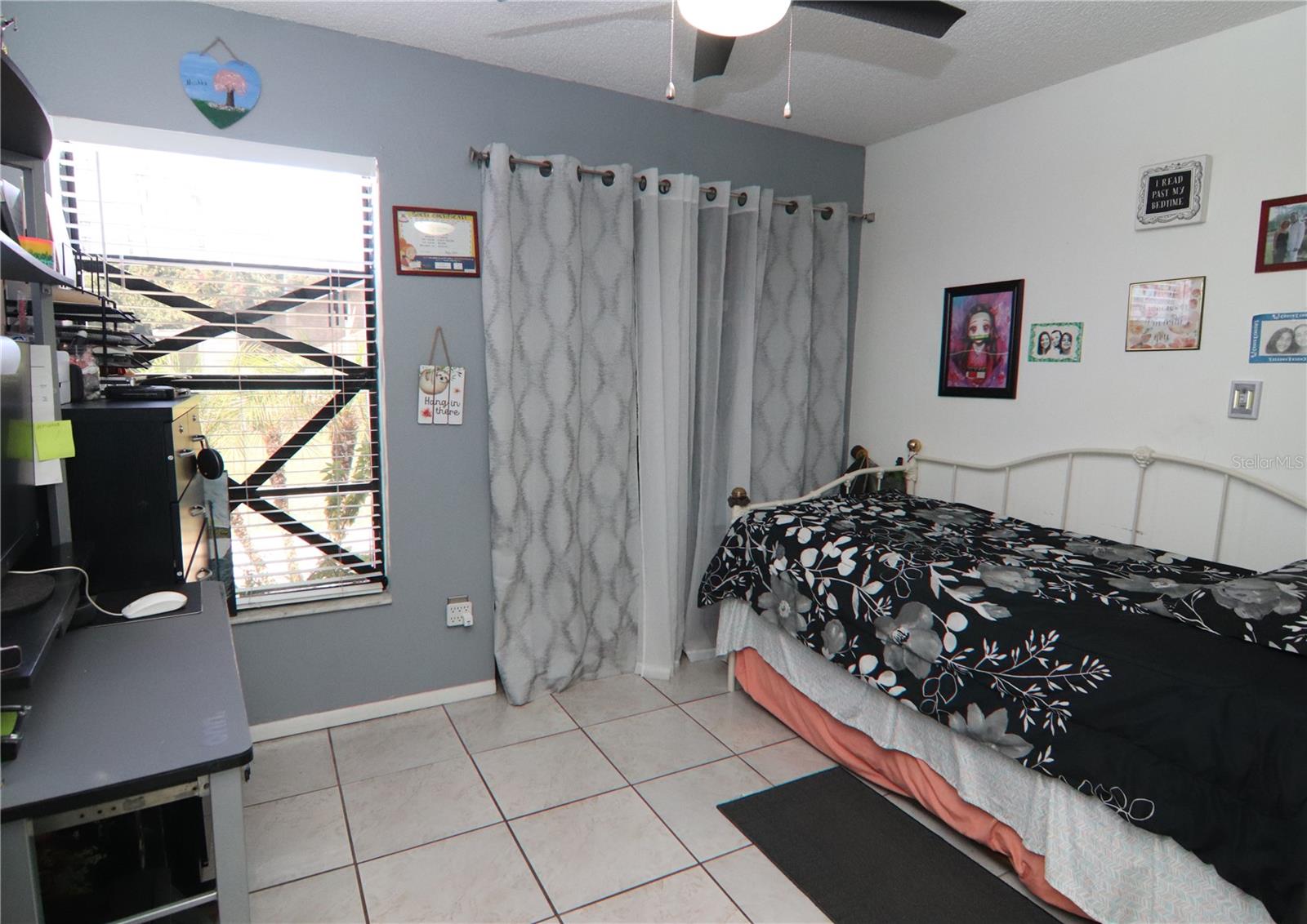 KING OAK VILLAS PH 1 - Residential