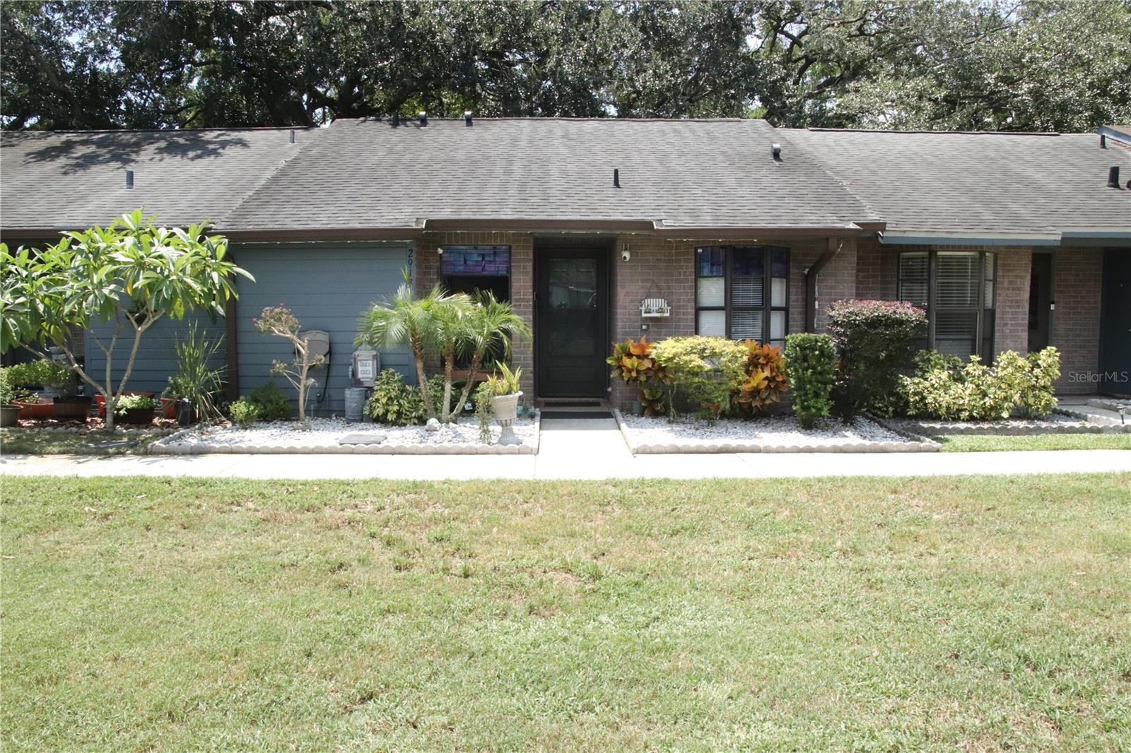 2918 PRINCE OAK COURT