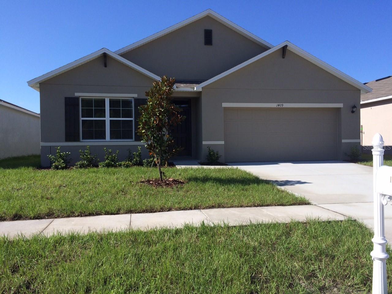 Best Deal in Town for this fully restored beauty.... new floors, new paint, new fixtures and so must more. This home look brand new. All appliances including washer and dryer and available for immediate occupancy. Very Easy to View...just click through the Ad to receive details.