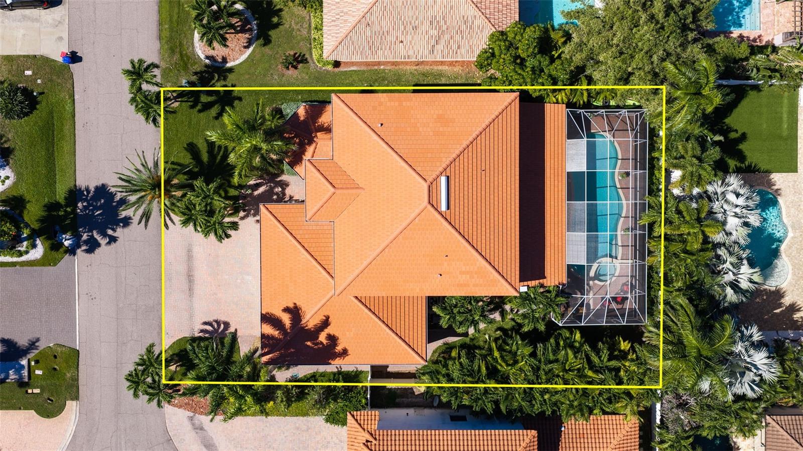 647 SANTA MARIA DRIVE