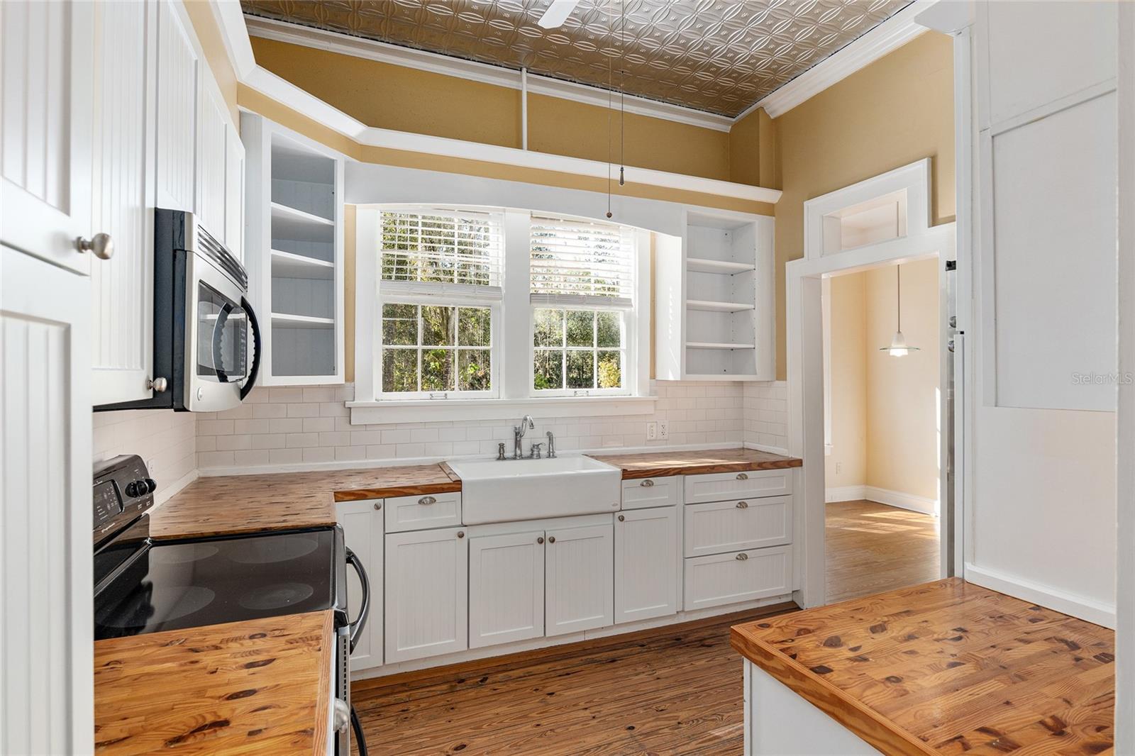 LEITNER TR E LEVY GRANT - Residential