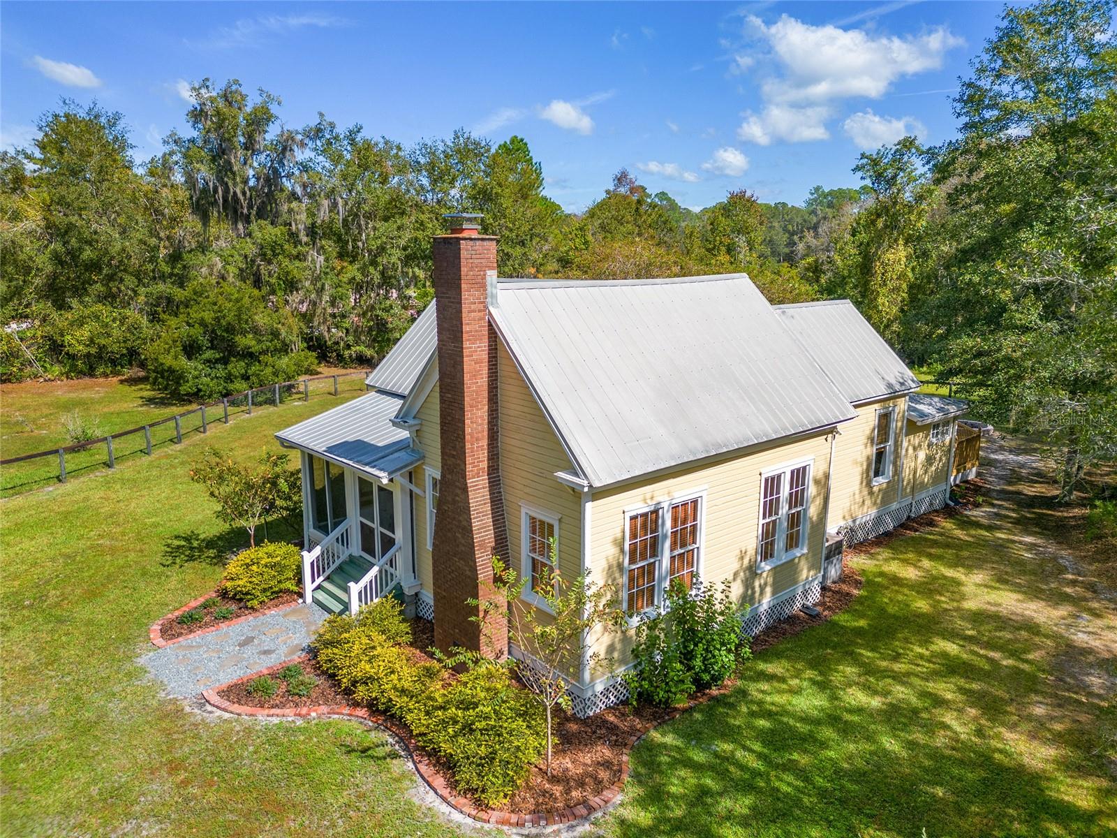 LEITNER TR E LEVY GRANT - Residential