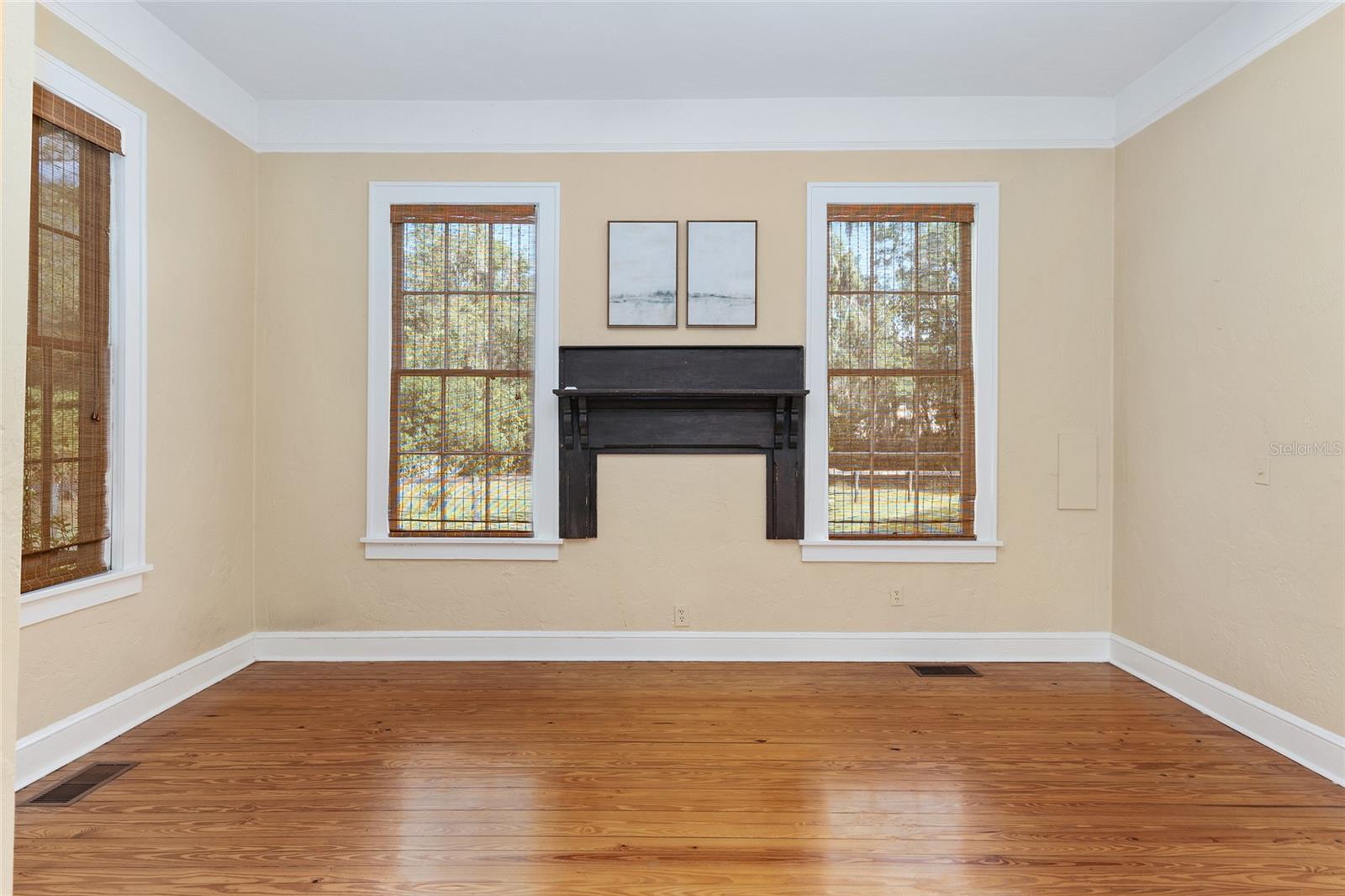 LEITNER TR E LEVY GRANT - Residential