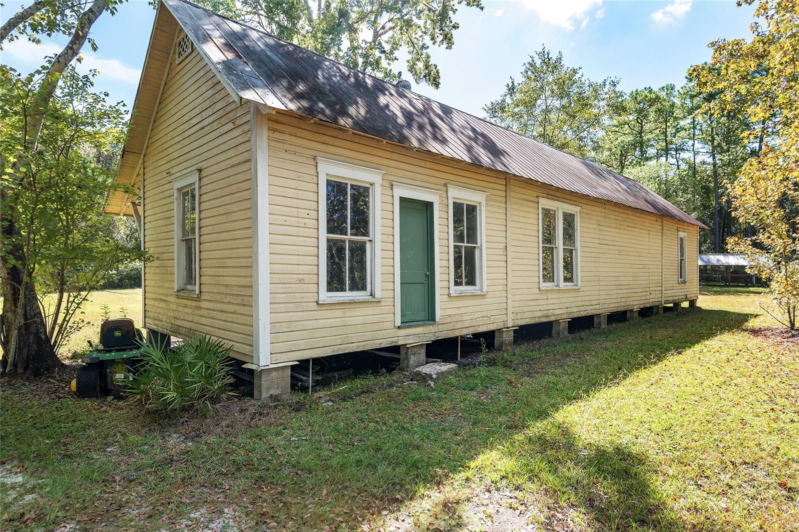 LEITNER TR E LEVY GRANT - Residential