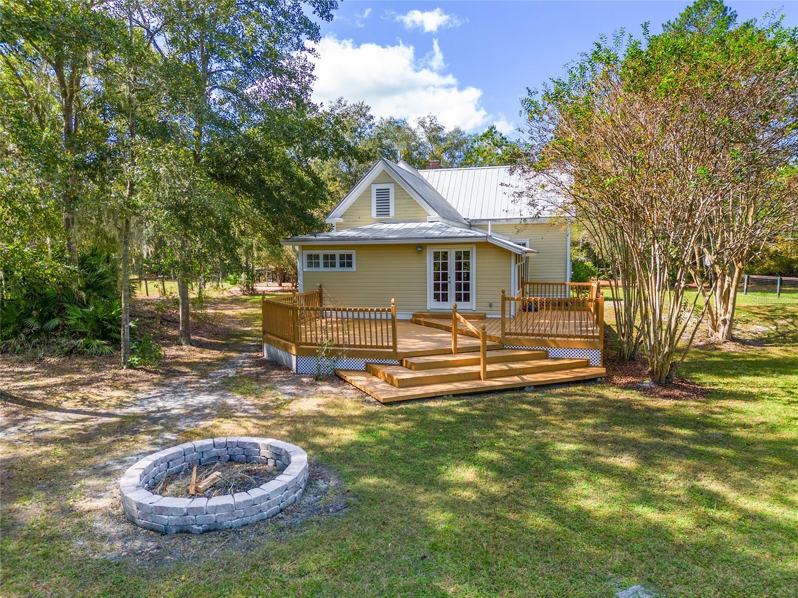 LEITNER TR E LEVY GRANT - Residential