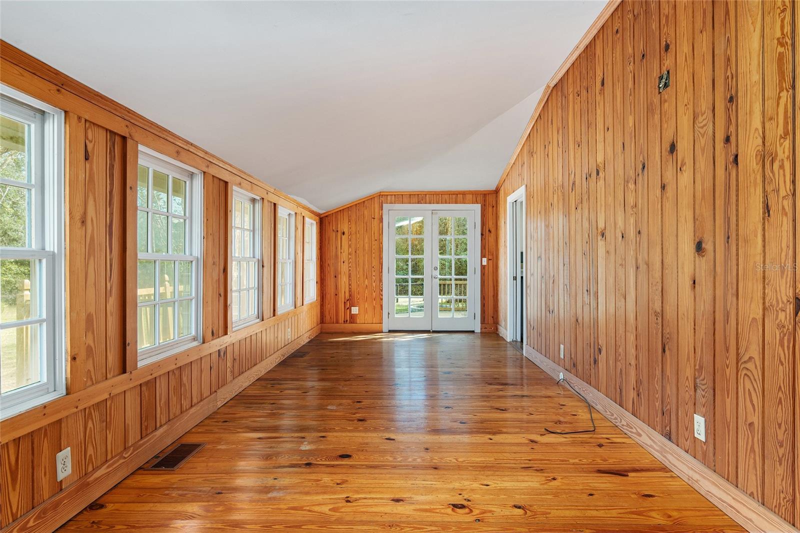 LEITNER TR E LEVY GRANT - Residential