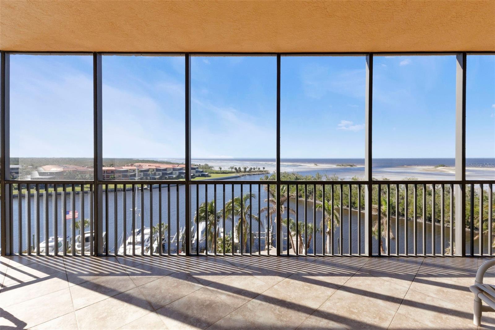 GRANDE ISLE TOWERS I & 02 PH I - Residential