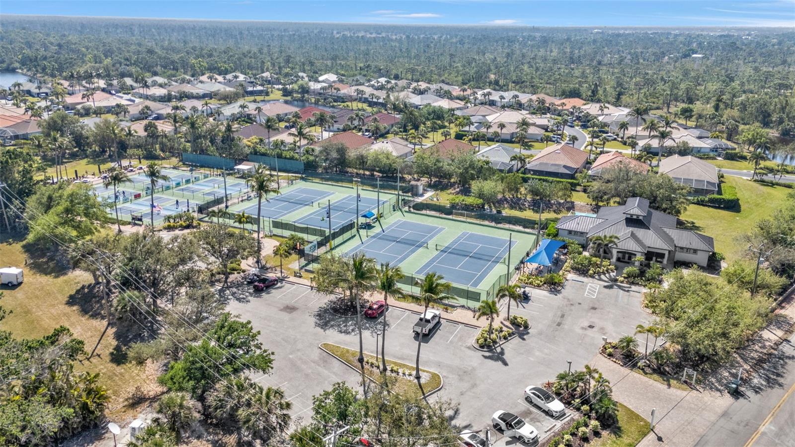 GRANDE ISLE TOWERS I & 02 PH I - Residential