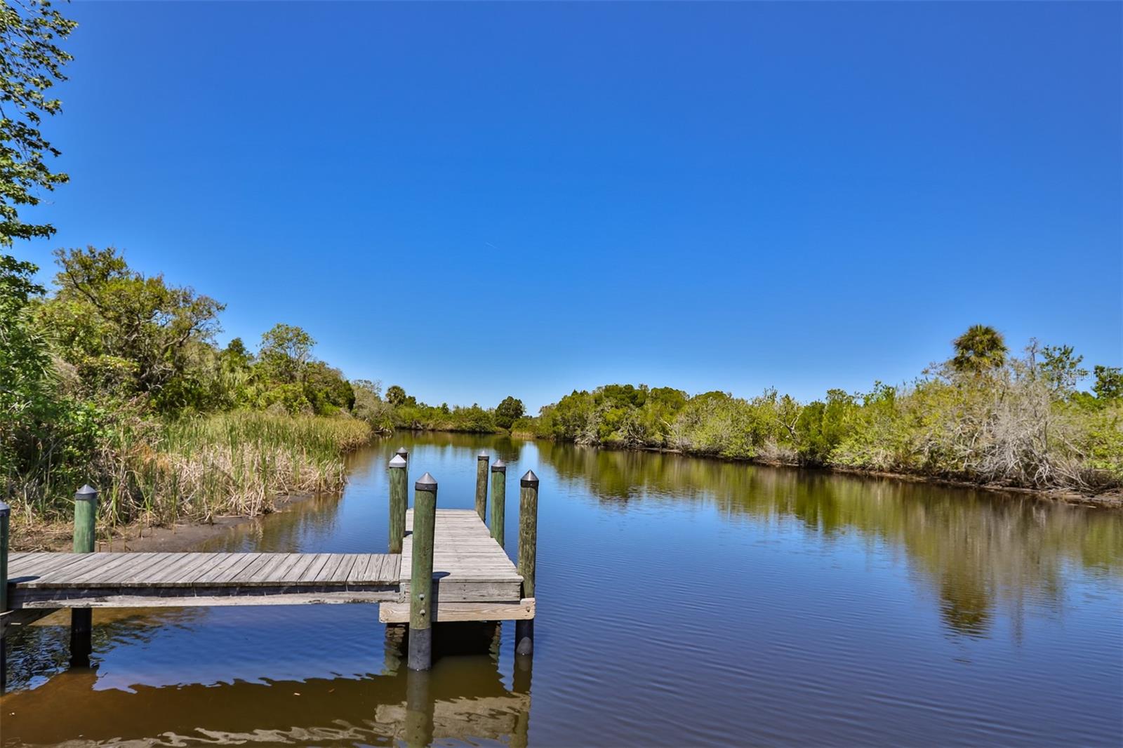 SUNDANCE UNIT 5 - Land