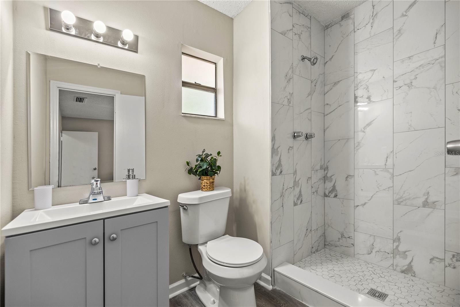 SEVILLA ESTATE - Residential