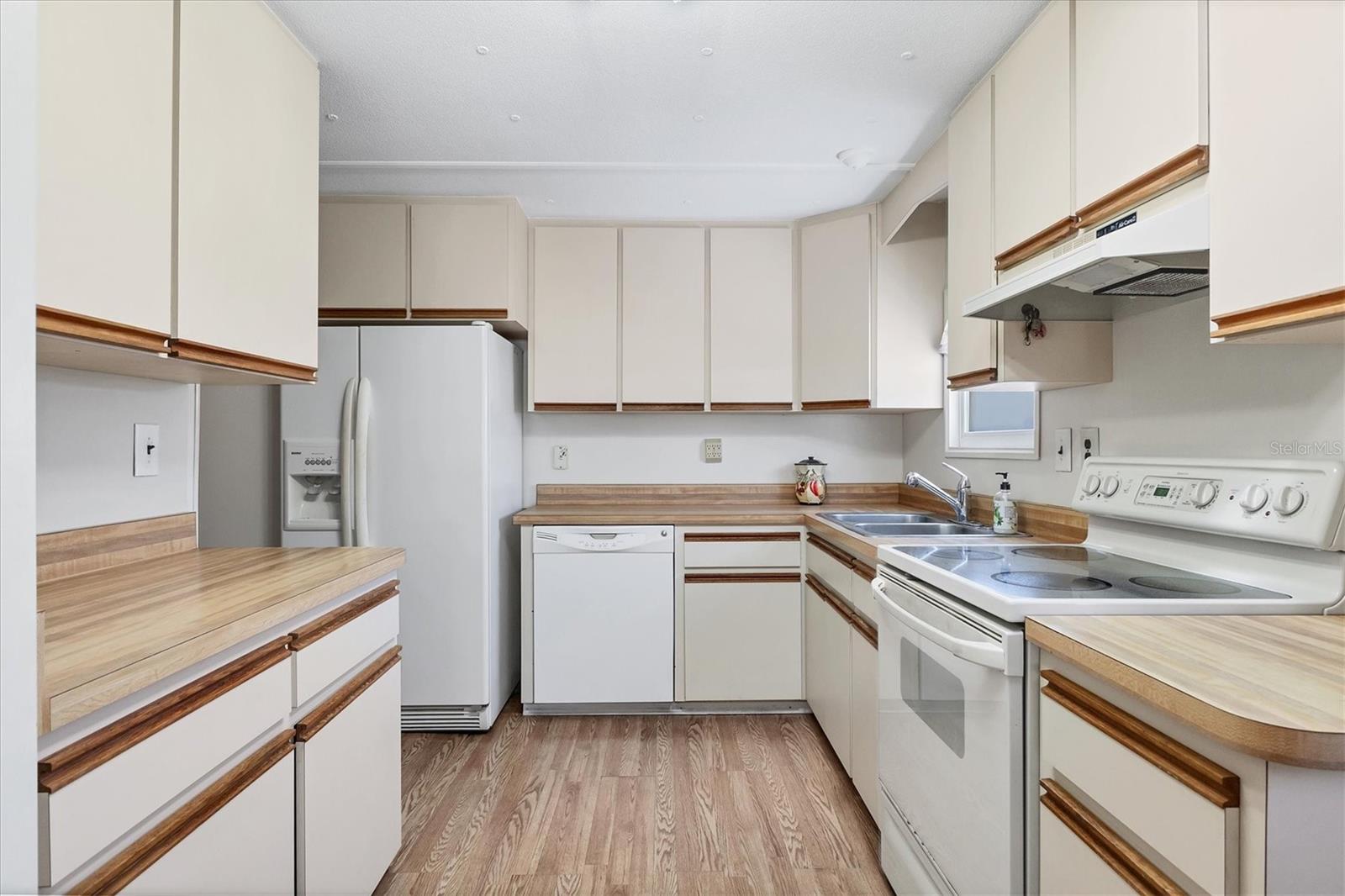 BROOK TO BAY - Residential