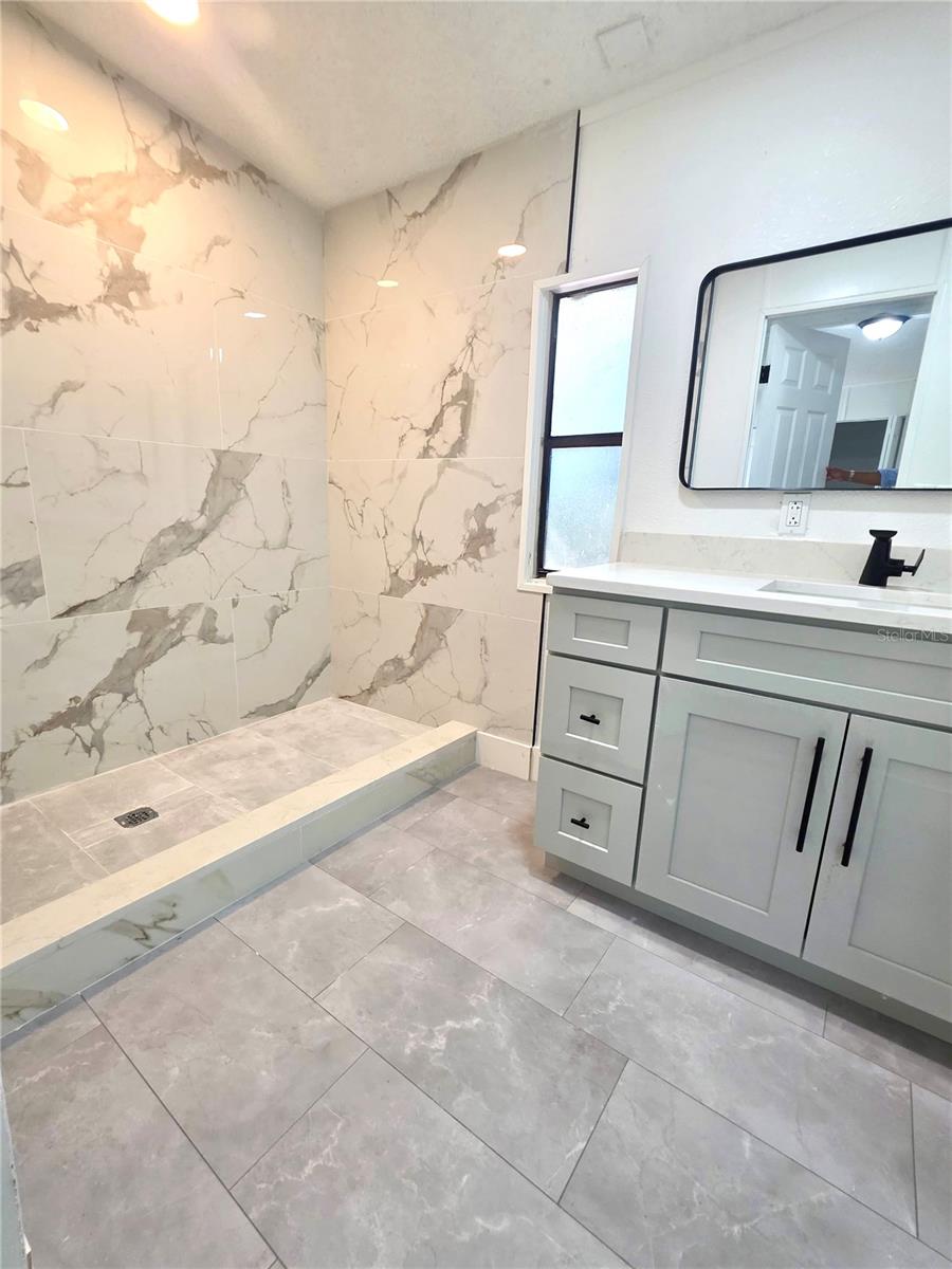 MONTVERDE HILLS - Residential