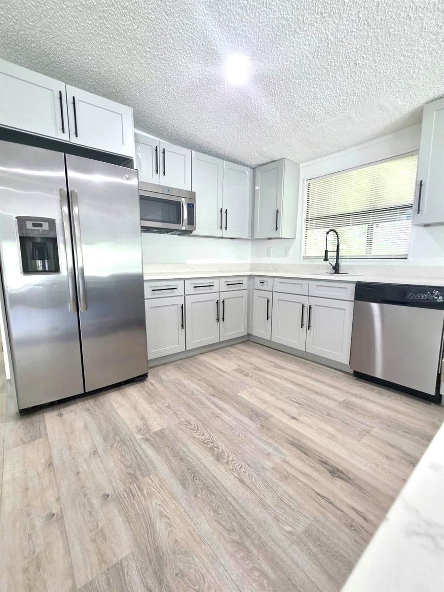 MONTVERDE HILLS - Residential