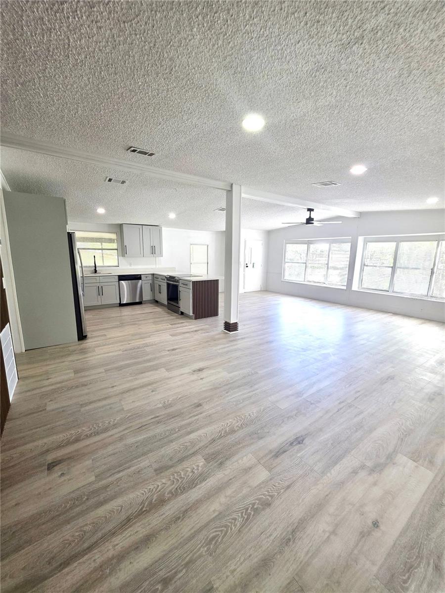 MONTVERDE HILLS - Residential