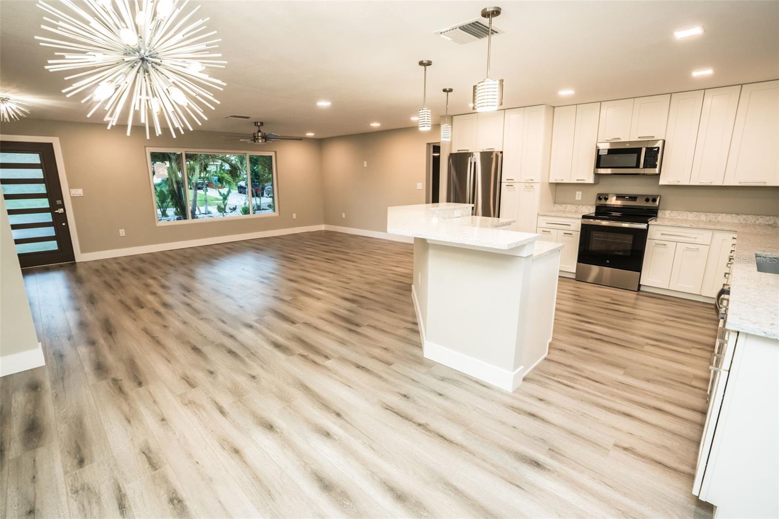 APOLLO BEACH UNIT TWO - Residential