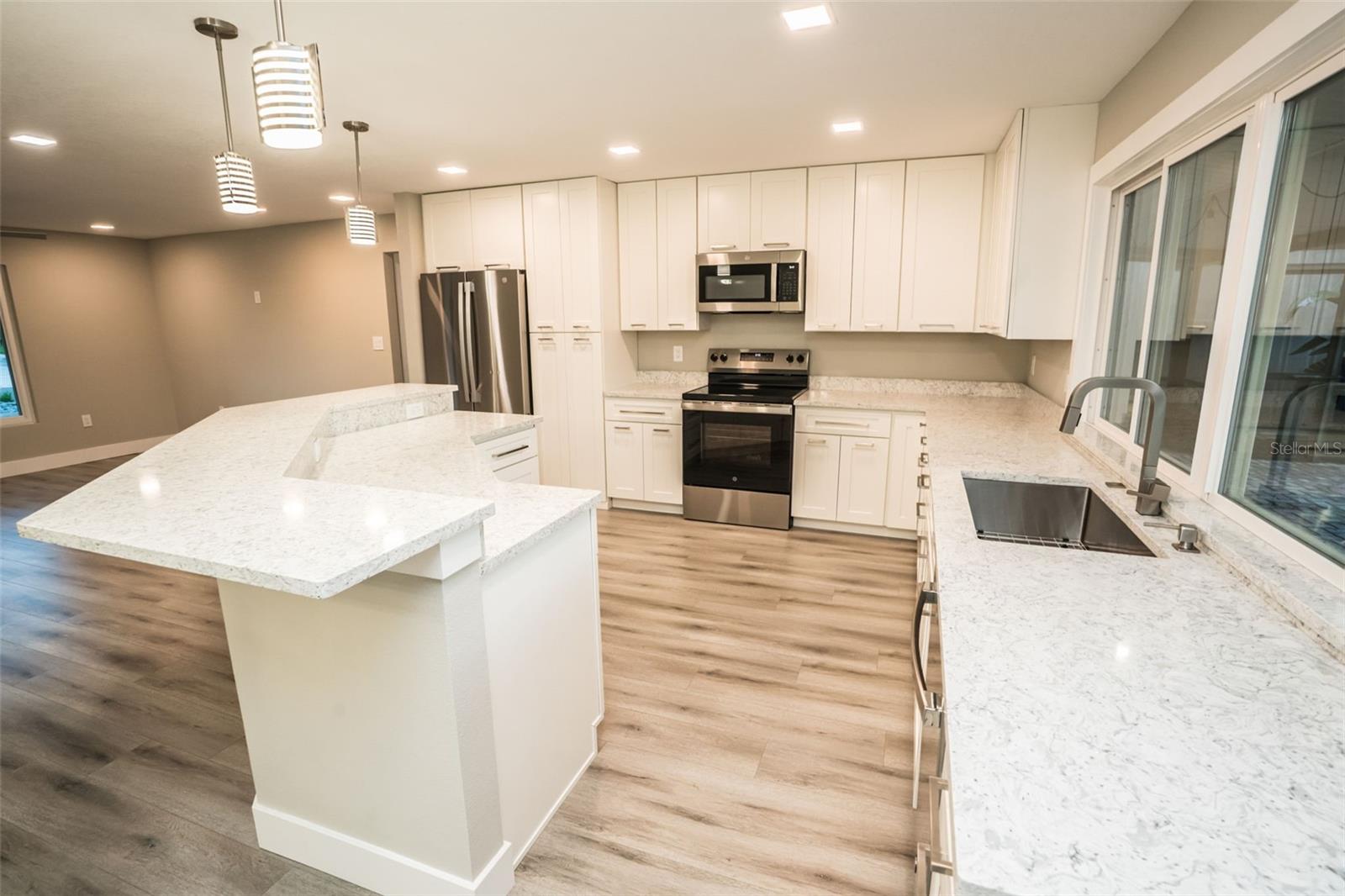 APOLLO BEACH UNIT TWO - Residential