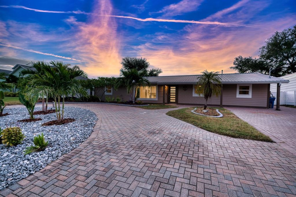 Photo of 6312 Flamingo Drive, Apollo Beach, FL 33572 (MLS # TB8436110)