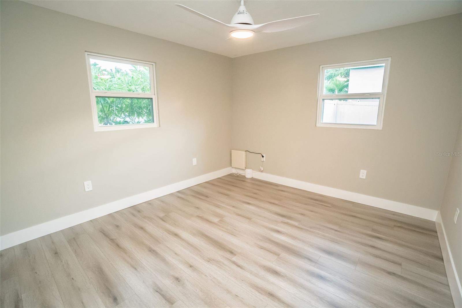 APOLLO BEACH UNIT TWO - Residential