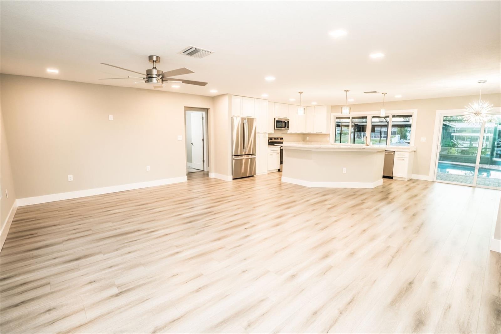 APOLLO BEACH UNIT TWO - Residential