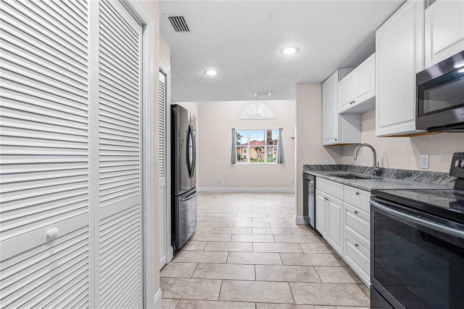 MARINA COVE - Residential