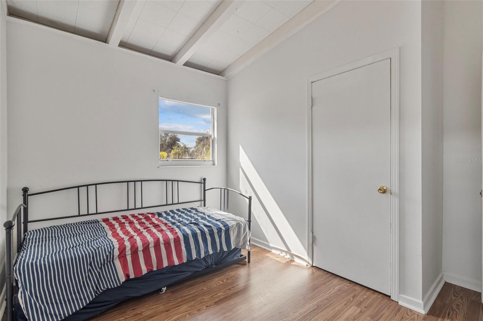 ROYAL HOWARD SUB - Residential