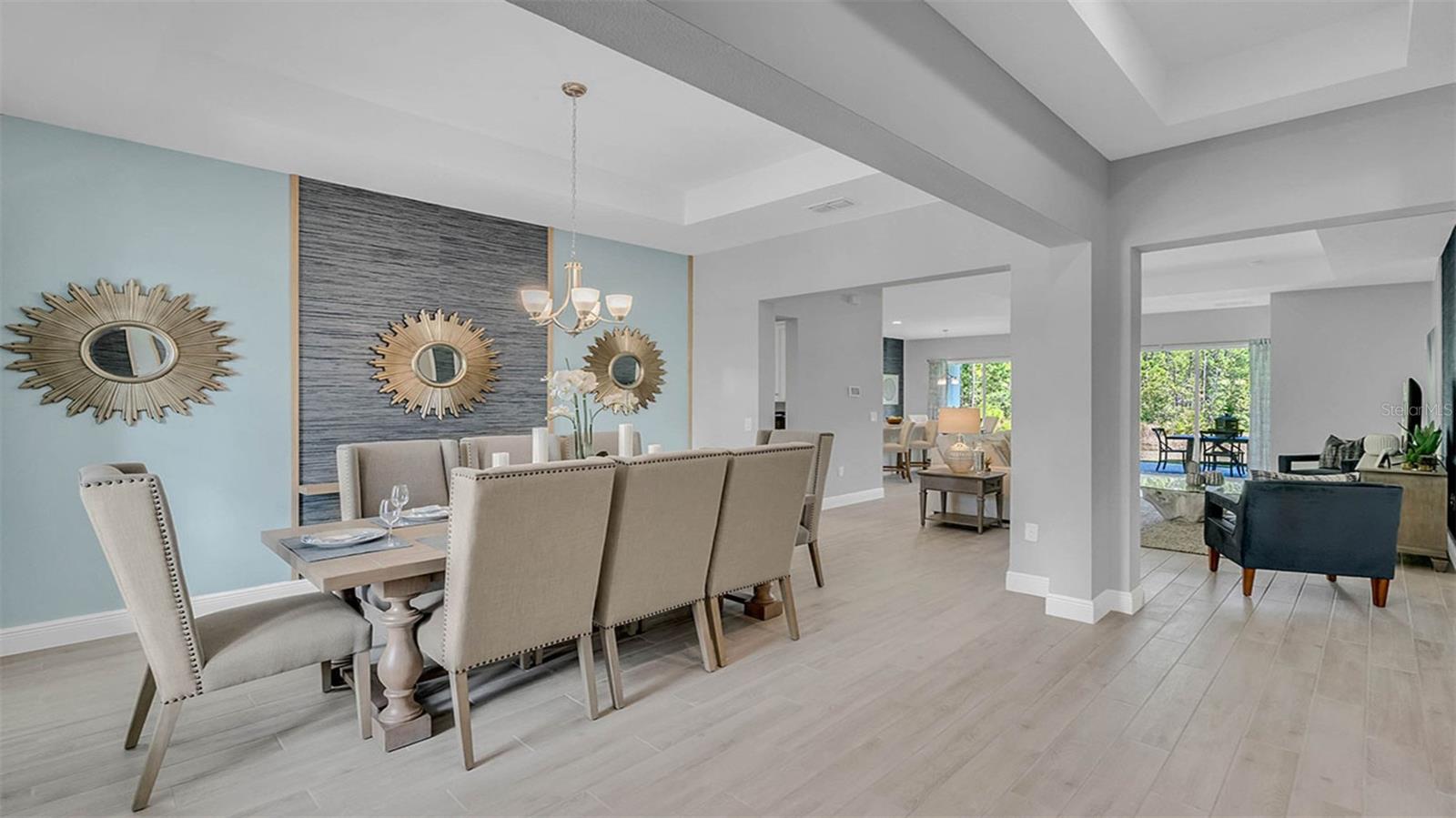 BUENA LAGO - Residential