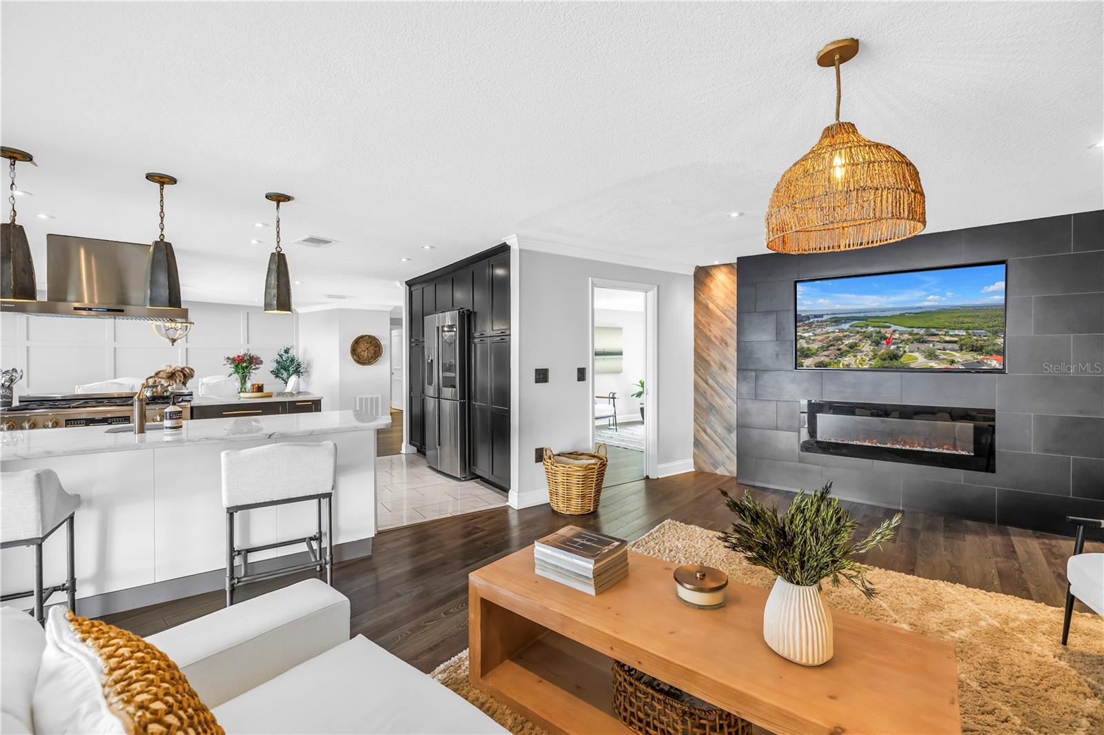 SWEETWATER SUB THIRD ADD - Residential Lease