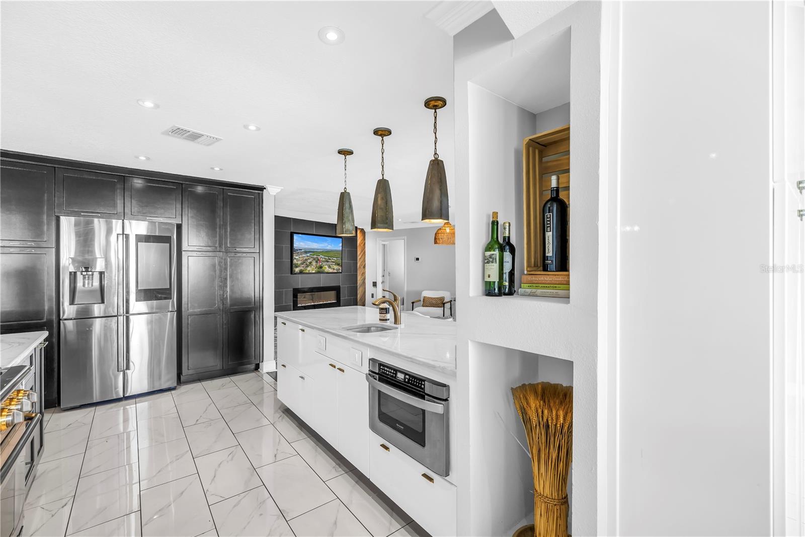 SWEETWATER SUB THIRD ADD - Residential Lease