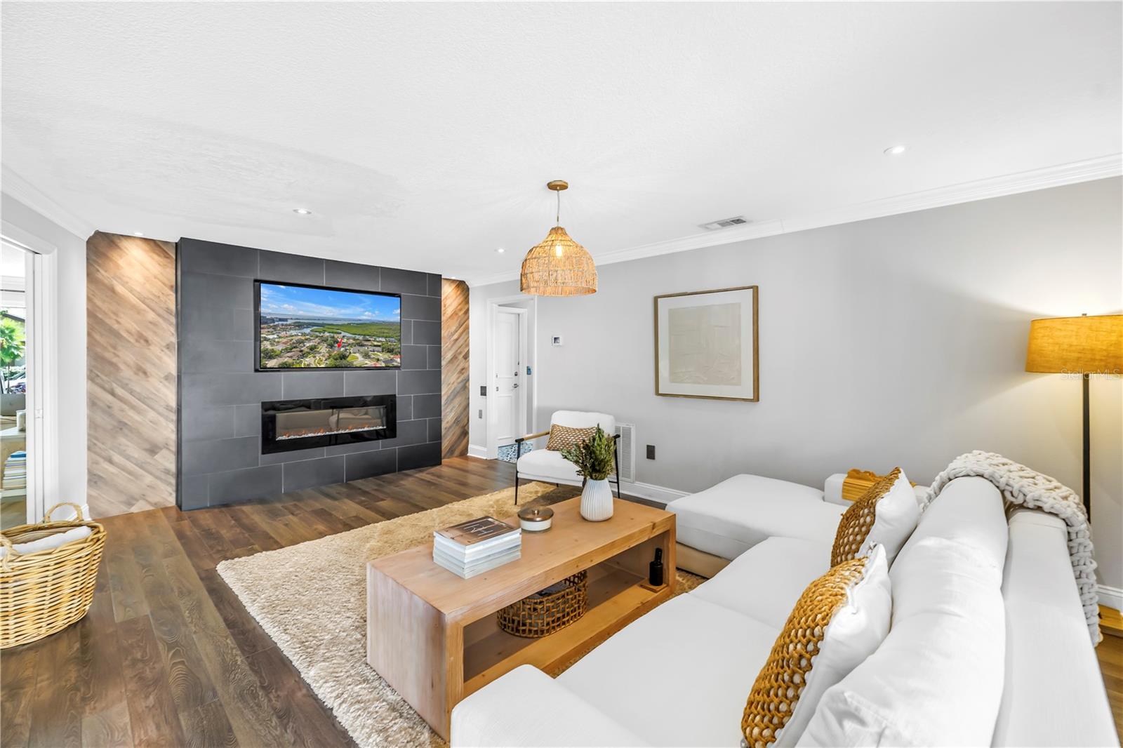 SWEETWATER SUB THIRD ADD - Residential Lease