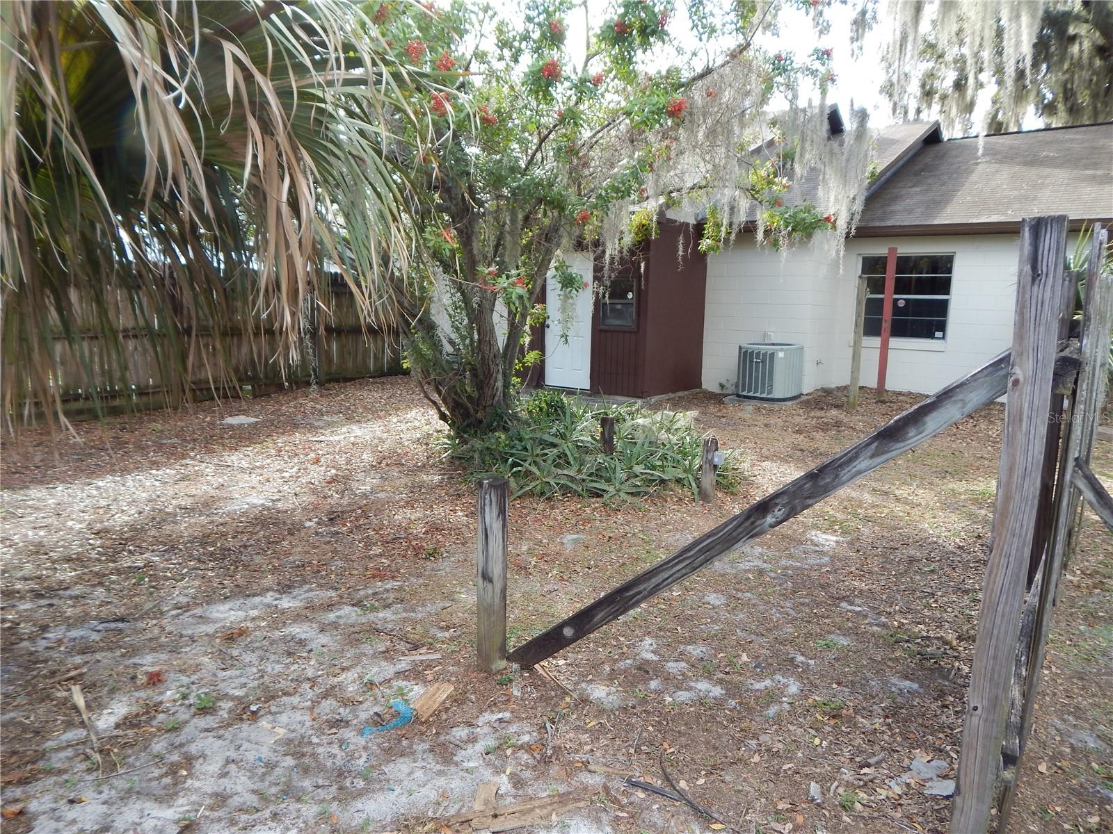 CORAL ESTATES - Residential