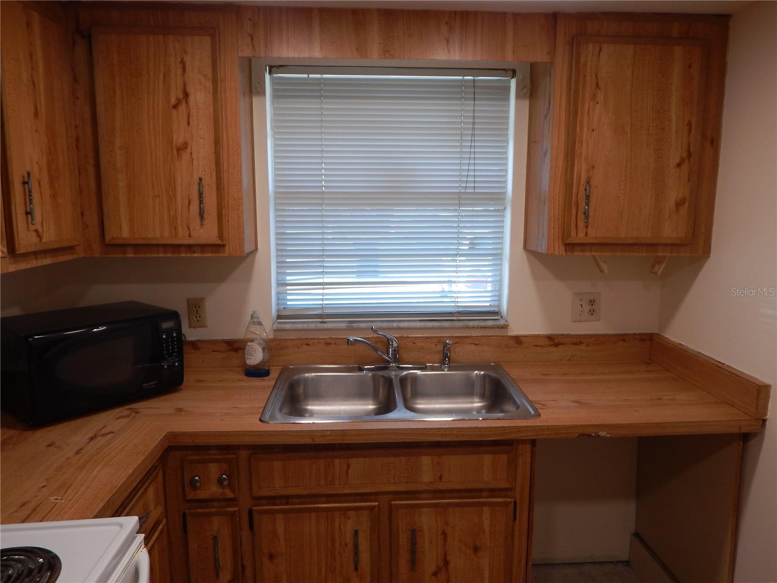 CORAL ESTATES - Residential