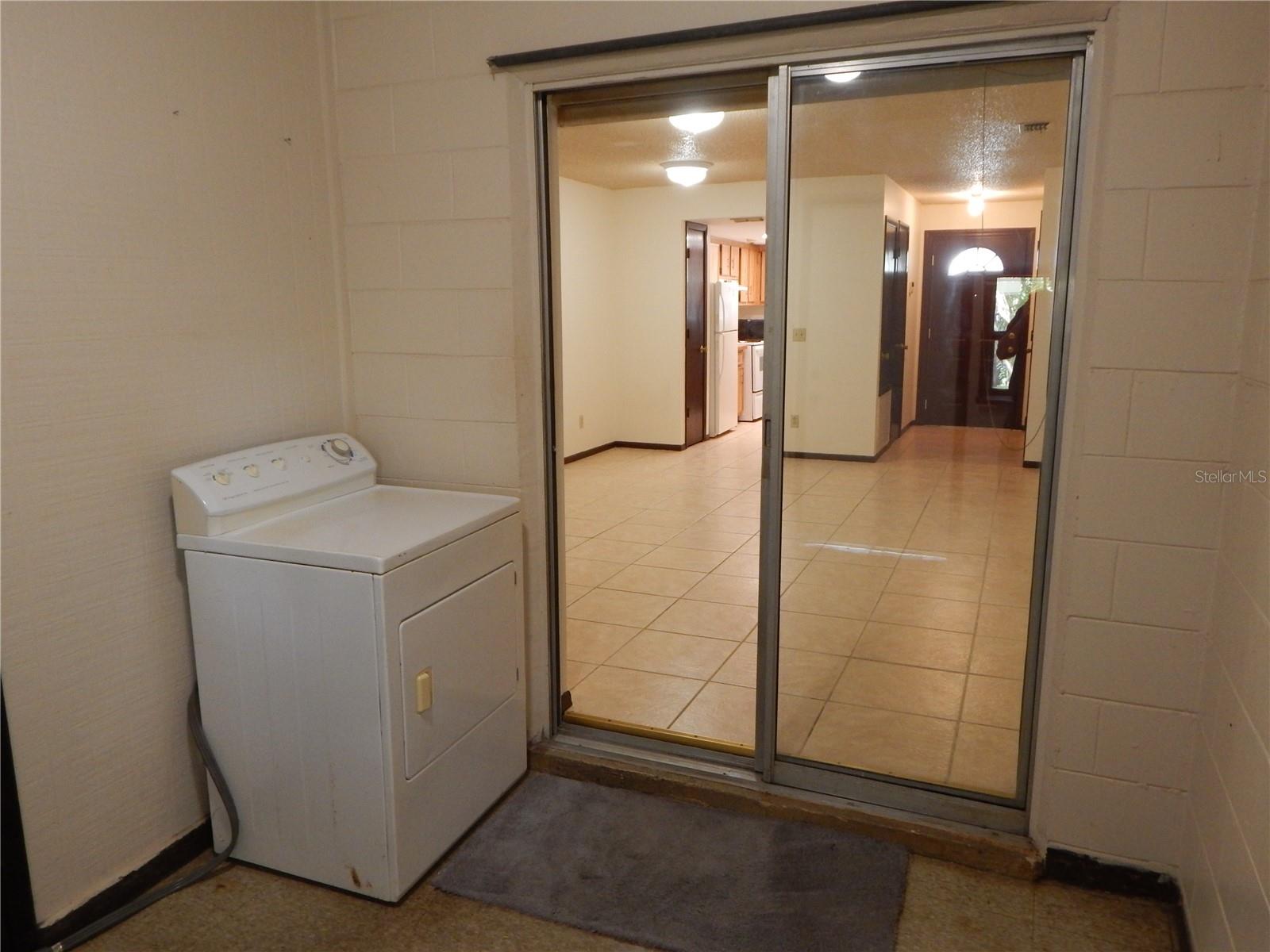 CORAL ESTATES - Residential