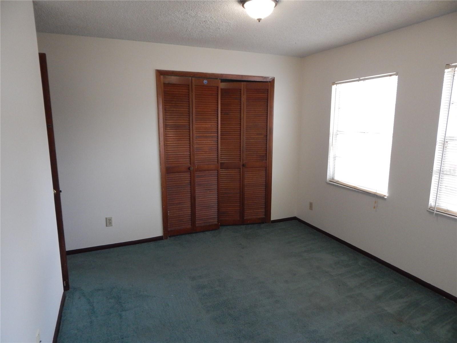 CORAL ESTATES - Residential