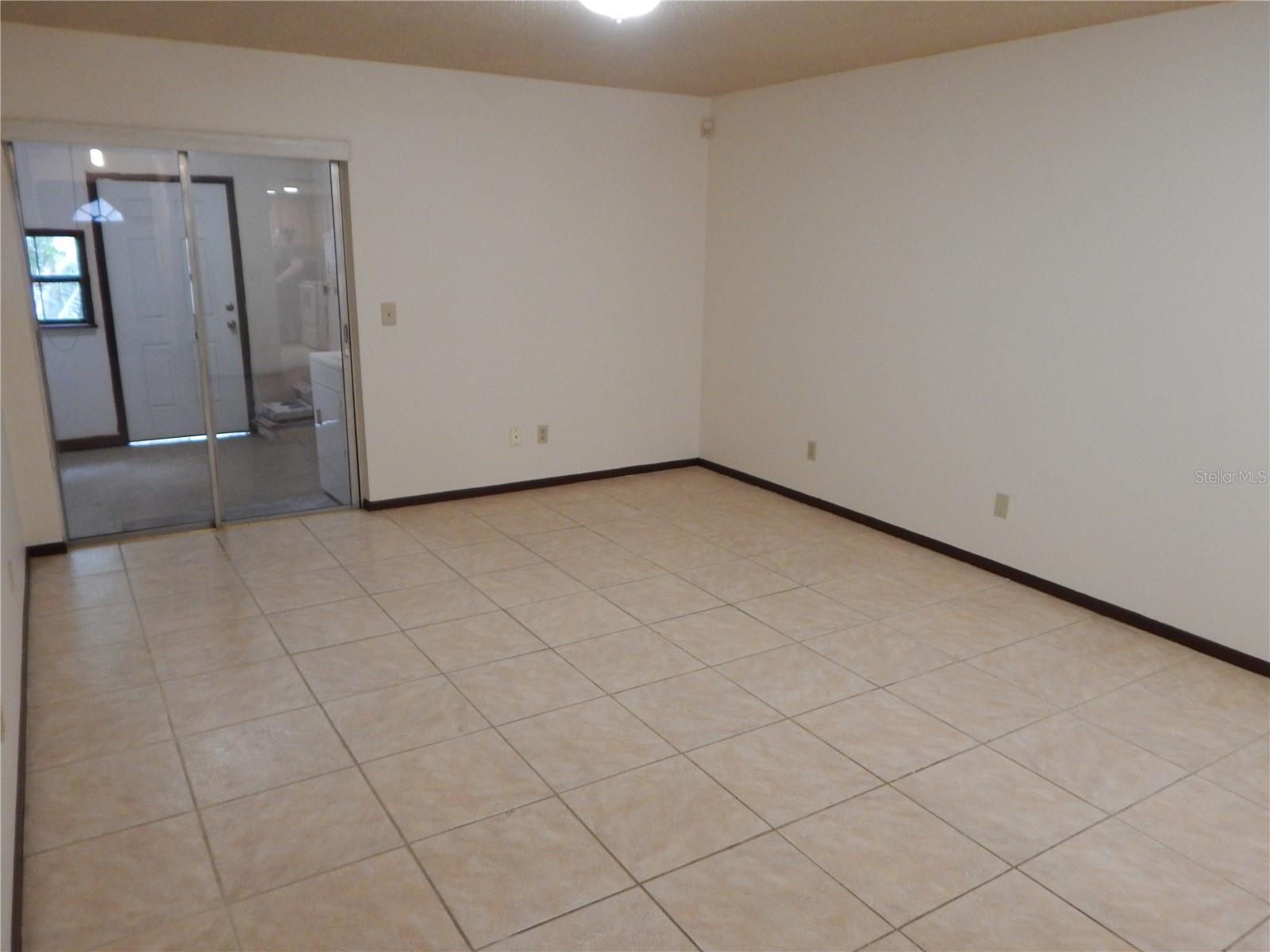 CORAL ESTATES - Residential