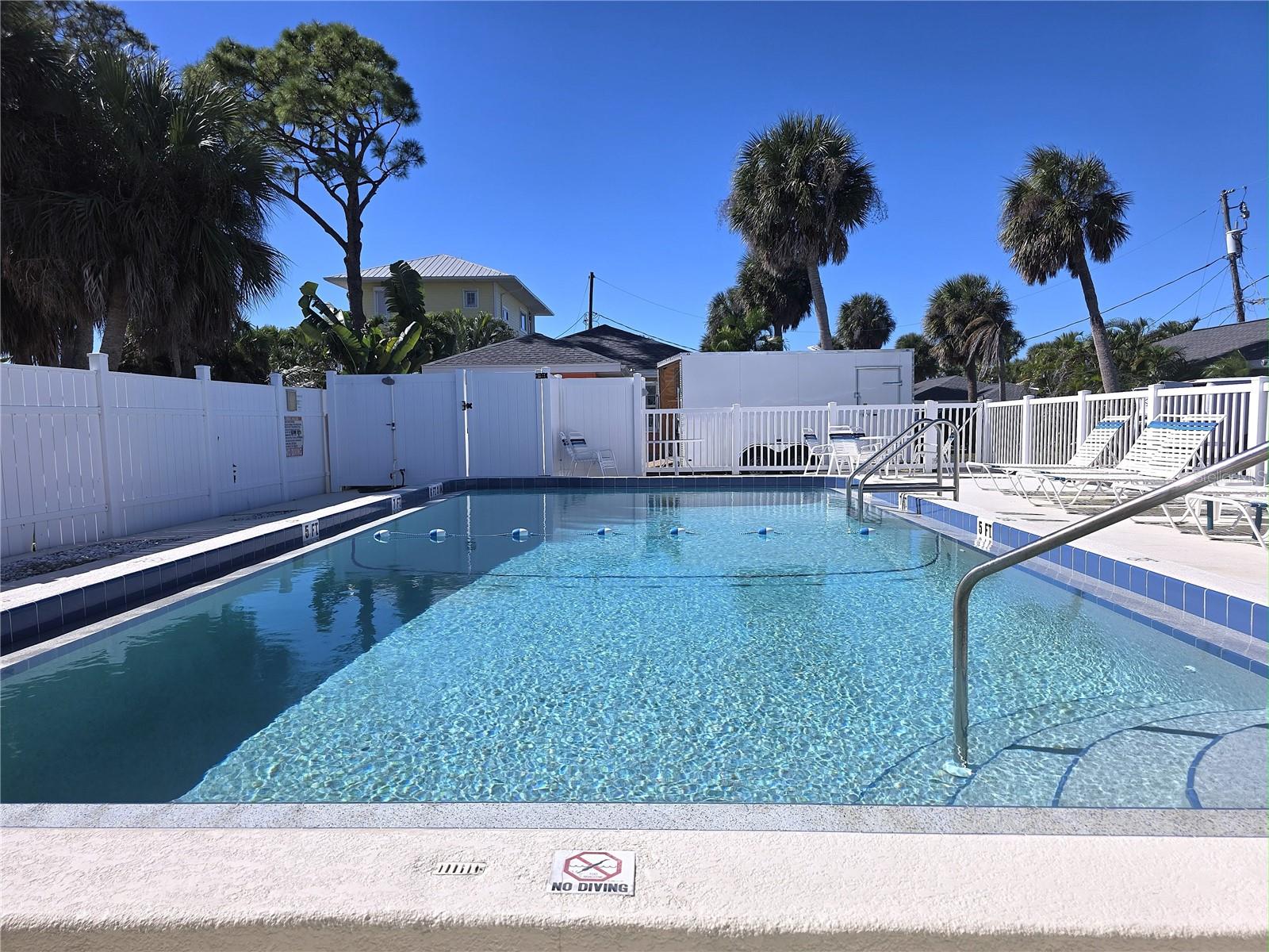 TIKI ON THE BAY - Residential