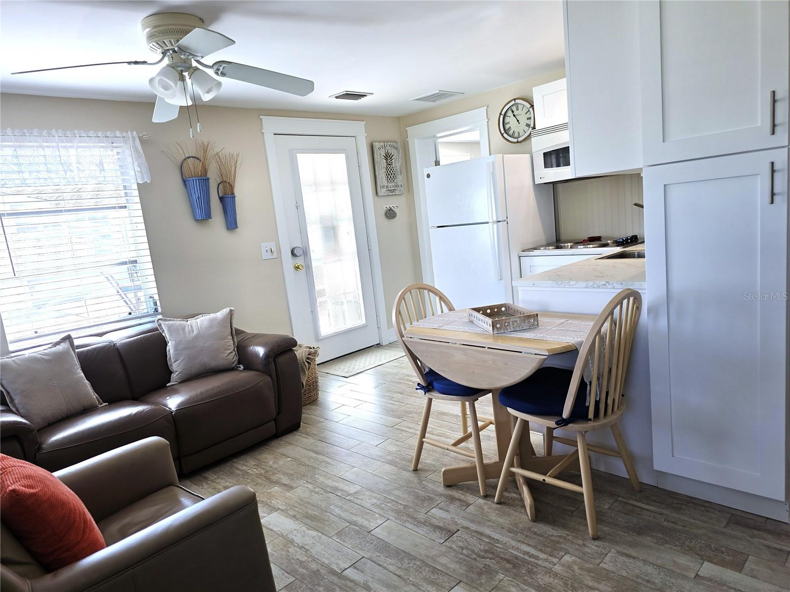 TIKI ON THE BAY - Residential