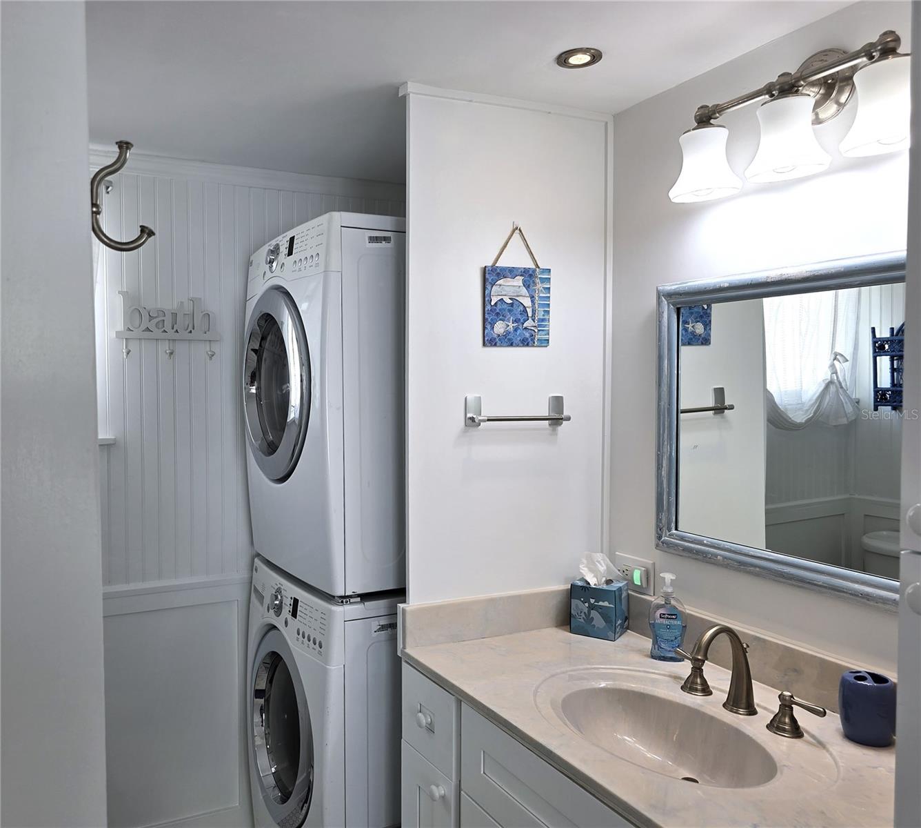 TIKI ON THE BAY - Residential