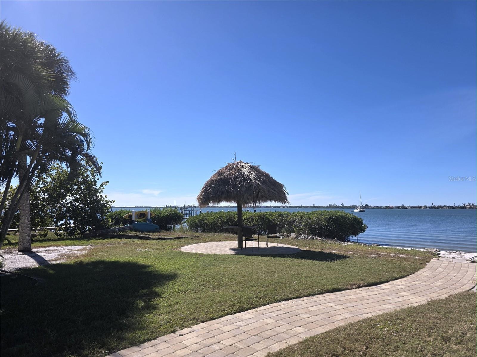 TIKI ON THE BAY - Residential