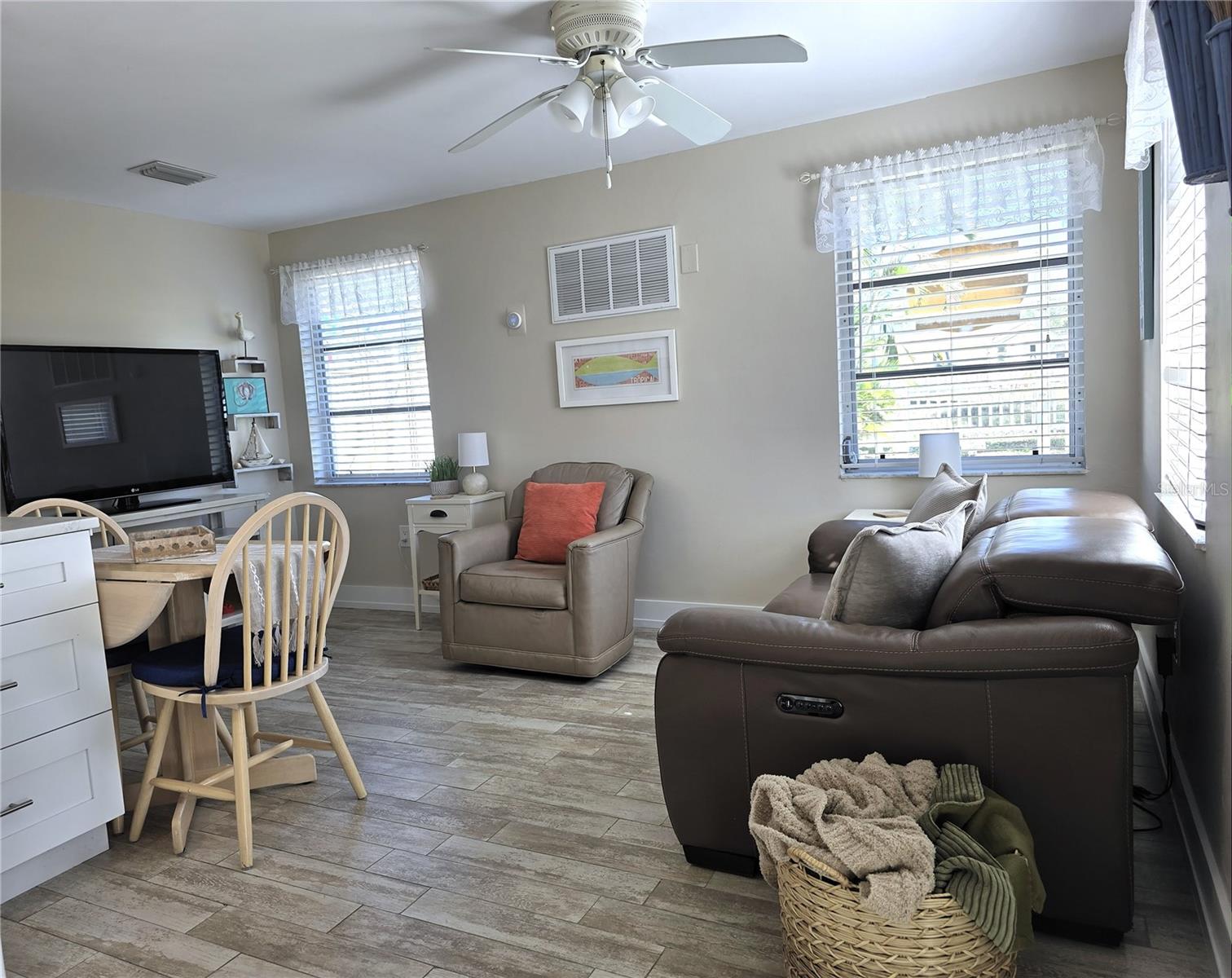 TIKI ON THE BAY - Residential